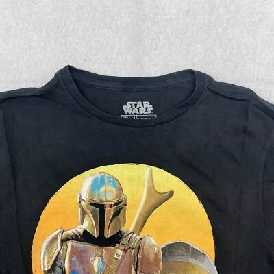 Star Wars The Mandalorian Graphic Tee Thrifted Vintage Style Size M • $13.49