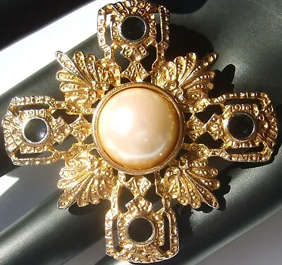 VTG Made In USA Gold Tone Faux Pearl Black Enamel Gothic Maltese Cross Brooch 2  • $15
