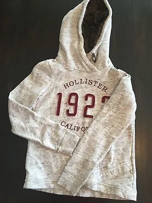 Hollister Juniors Small Gray Hoodie Faux Fur Long Sleeve  • $11