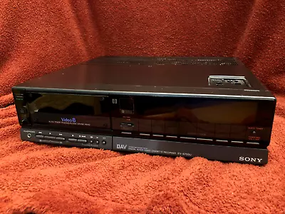 Sony Ev-s700u Digital 8mm Audio-video Cassette Recorder/player • $90