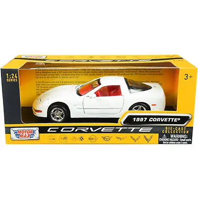 Motormax 1/24 Model Car 1997 Chevrolet Corvette C5 Coupe White With Red Interior • $39.44