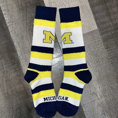 Michigan Wolverines Ncaa College Logo Womens Pro Stripe Fuzzy Socks White • $9.39