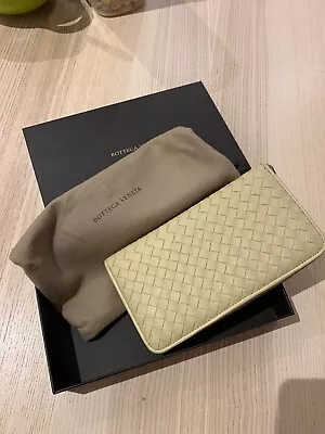 Authentic Bottega Veneta Zip Around Wallet • $480