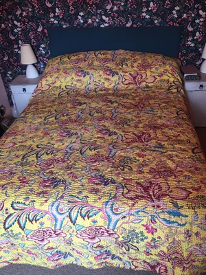 £25 • Buy Large Indian Patterned Kantha Bedspread 90” X 102”
