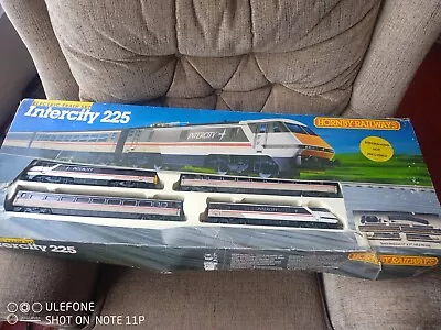 Hornby Intercity 225 Electric Train Set OO Gauge • £43