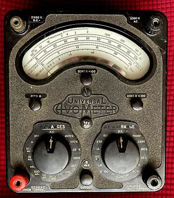 Vintage Universal AVO METER MODEL 8 For Spares Untested • £9.99
