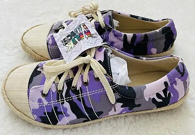 Mukluks Womens Sneakers Size 8 Canvas Purple • $29