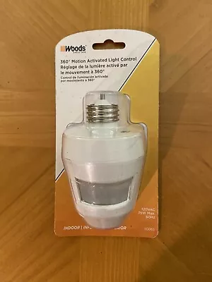 Woods 360-Degree Motion Activated Light Socket Control 50065 120 VAC 75W White • $19.99