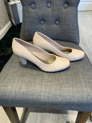 £8.99 • Buy M&S Foot Glove Comfort Wide Fit Nude Pain-tent  Size 7