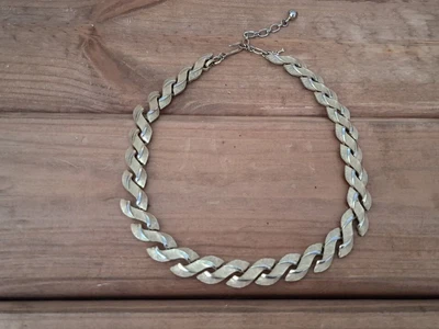 £25 • Buy Trifari Gold Tone Vintage Necklace 1950s / 1960s