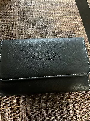 Gucci Women’s Wallet/Bill Fold • $25