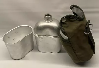 Vintage Military Army Canteen Metal With Carrying Case And Drinking Cup • $34.99