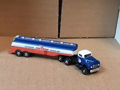 Classic Metal Works Chevron Tractor Trailer   N Scale • $18.94