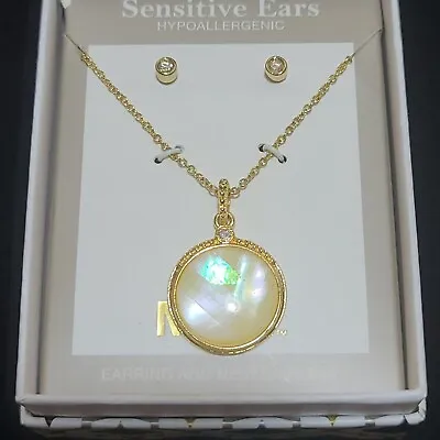 New Jcpenny Mixit Mother Of Pearl Round Pendant Necklace & Earrings Box Set Nwt • $22.50
