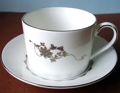 Vera Wang Vera Fleurs Tea Cup & Saucer Made In England New • $22.90