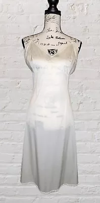 Vtg 70s Vanity Fair 40 Lg Full Slip Dress Pinup Lingerie Lace Ivory Sexy • $18