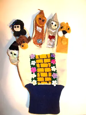 Vintage  *wizard  Of  Oz*  Finger  Puppets  Glove • $9.99