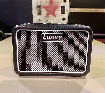 Laney MINI-SUPERG Battery Powered Guitar Amp (and Power Adapter) • £40