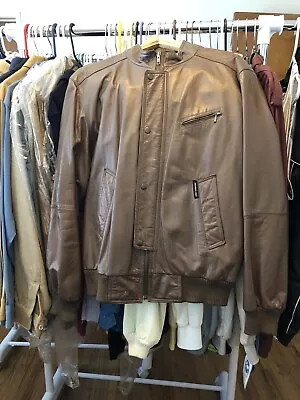 Members Only Vintage 1980s Brown Leather Bomber Jacket  Size 42 • $39.99