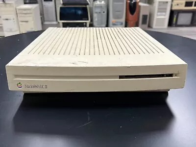 Apple Macintosh Performa 405 Desktop Computer M1700 Powers On • $100