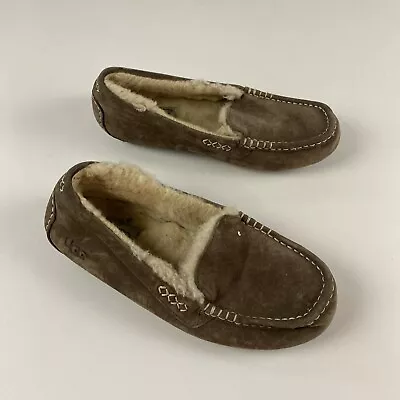 UGG Women's Ansley Slipper Brown Suede Fur Lined Slip On Size 8 • $27.50