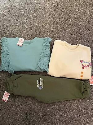 Matalan Girls Clothes Bundle Age 4 Years. 2x Sweatshirts And Joggers • £8