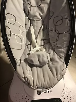 4moms MamaRoo 4 Bluetooth Plush Baby Swing - White • $175