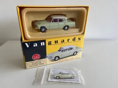 Vanguards Ford Classic 109E Lime Green/White VA35000 • £16.99