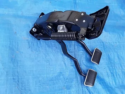 Ford. 6566 Mustang.rebuilt Oem Brake & Clutch Pedal Assembly. • $389