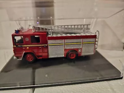 1:76 Oxford Diecast London Fire Brigade Dennis Fire Engine Model • £23