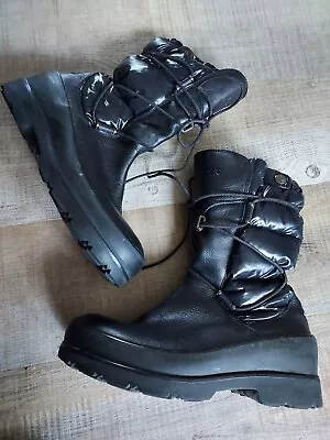 Moncler Women's Snow Boots Black Leather Puffer Size EU 42 US 12 Lace Up *FLAW • $169.99