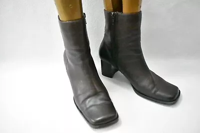 Mossimo Shoes Boots Brown Size 7  Women's Leather  • $12.99