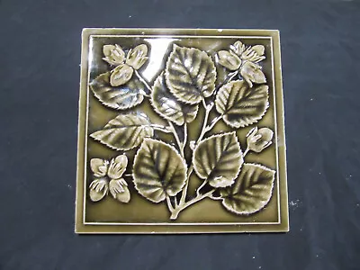 ~ Antique Maw Tile Green Floral ~ 8 Square ~ Architectural Salvage • $99