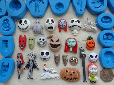 £7.60 • Buy 1x Mini Craft Mould: Nightmare Before Christmas (Clay Resin Cupcake Wax PMC)