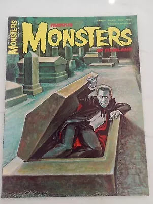 Famous Monsters Of Filmland  # 43.   *** Very Rare *** • $125