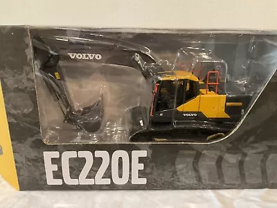 Volvo Excavator EC220E 1/50 Motorart • $45