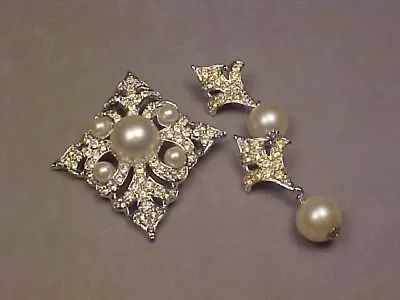 Vintage Sarah Coventry  Persian Princess  (1971) Brooch & Earrings Set • $3.25