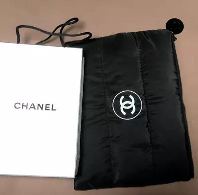CHANEL BEAUTE GIFT POUCH / CLUTCH Black MAKEUP COSMETIC BAG GIFT • $45