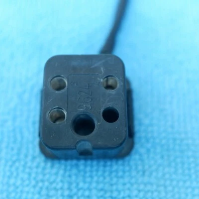 $10 • Buy Mercedes W124 W126 W201 W202 Front Turn Signal Connector (3 Conductors) 9624