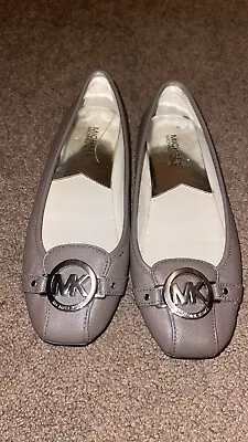 Michael Kors Fulton Grey Leather Slip On Driving Ballet Flats Womens Size 8 • $30