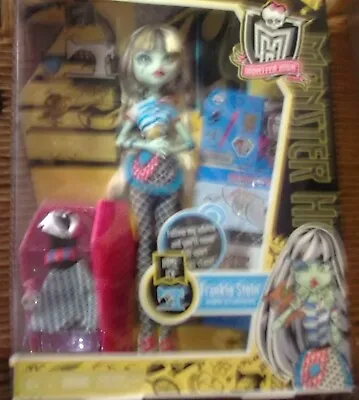 Monster High Home Ick  Frankie Stein  Daughter Frankeinstein Bnib • $188.88