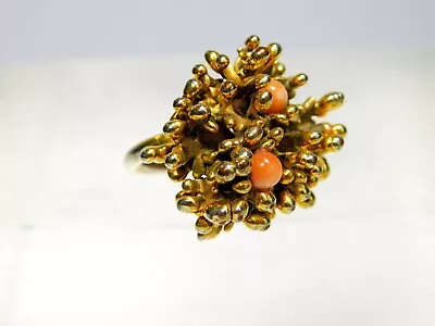 Vintage Artistic Coral Like Goldtone Ring • $12