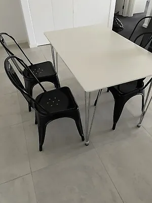 $40 • Buy Dining Set Table And Chairs