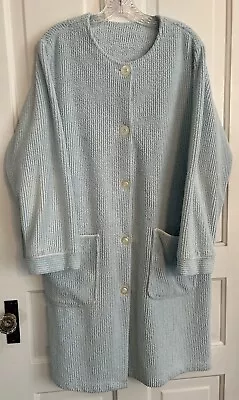 WOMEN'S Vtg CHENILLE Blue BATHROBE/Housecoat Large Tags Cut Off Button • $32.99