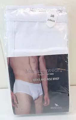 New Munsingwear Men's Sz 38 White Mid Rise Briefs Kangaroo Pouch 3 Pack Vintage • $75