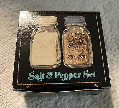 Vintage Ball Mason Jar Glass Salt And Pepper Shaker Set In Box Blue White 2.75  • $18