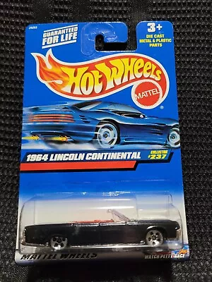 Hot Wheels 1964 Lincoln Continental. RareVHTF! '00 Blue Card. Collector #237. • $3.25