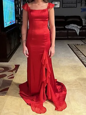 Sherri Hill Prom Dress Size 00 • $280