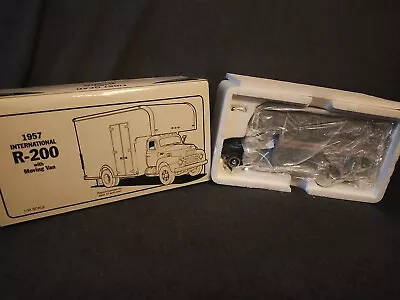 First Gear 1957 Internatiinal R-200 Moving Van  19-1450 Mint In Box 1994 • $26