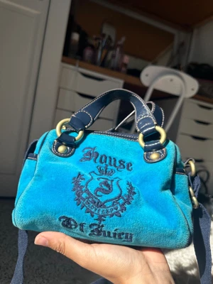 $200 • Buy Rare Juicy Couture Bag